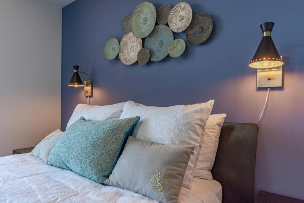 Clean 3Rd Floor Executive 1 Bedroom Apt In Old Town China Town Βικτώρια Εξωτερικό φωτογραφία