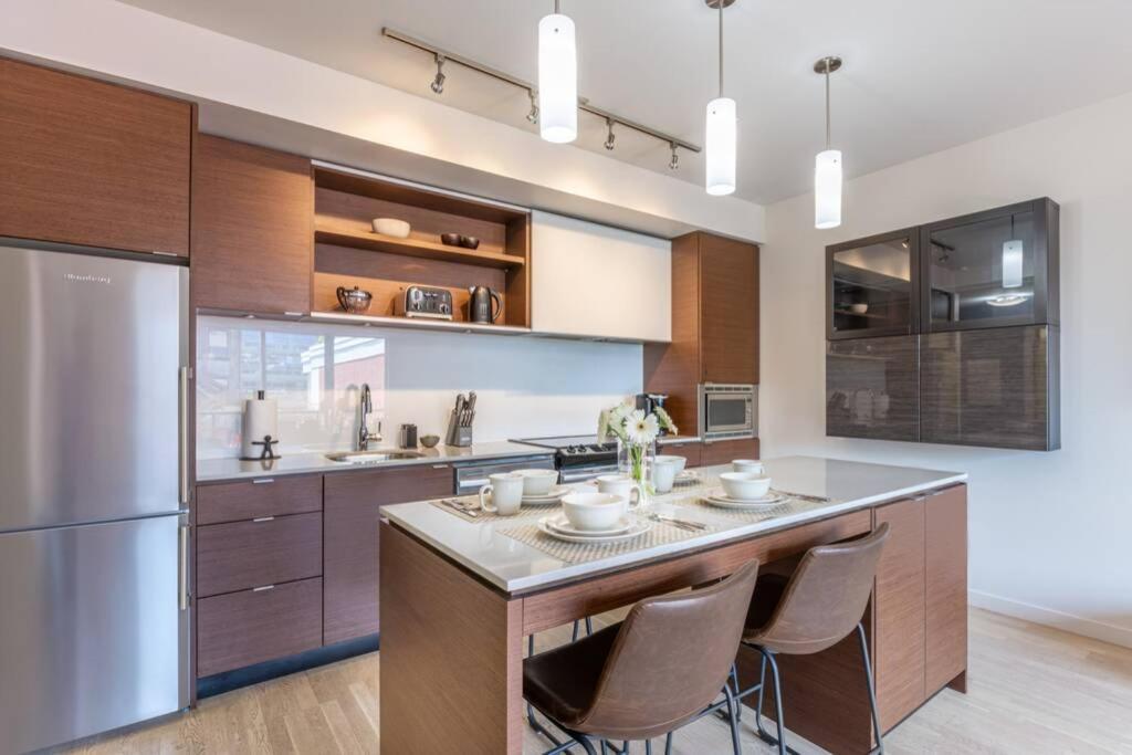 Clean 3Rd Floor Executive 1 Bedroom Apt In Old Town China Town Βικτώρια Εξωτερικό φωτογραφία